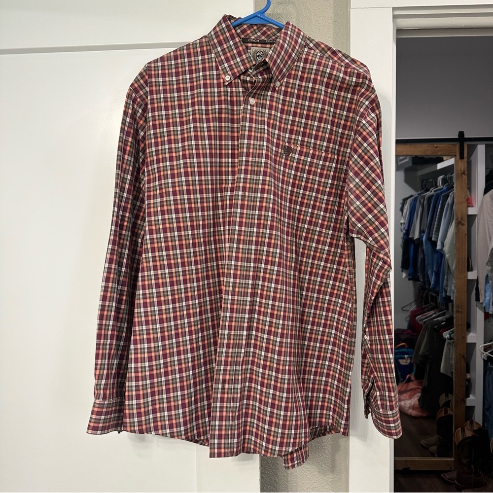 Plaid cinch button-down